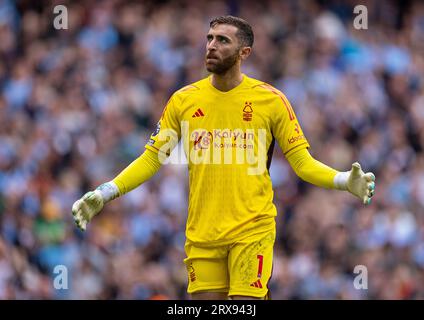 Manchester, Regno Unito. 24 settembre 2023. Il portiere del Nottingham Forest, Matt Turner, sembra depresso mentre il Manchester City segna il gol di apertura durante la partita di Premier League inglese tra Manchester City e Nottingham Forest a Manchester, in Gran Bretagna, il 23 settembre 2023. Crediti: Xinhua/Alamy Live News Foto Stock