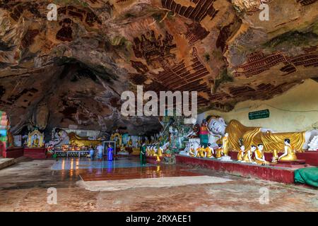 Kawgun Grotta di Hpa-an, Myanmar Foto Stock