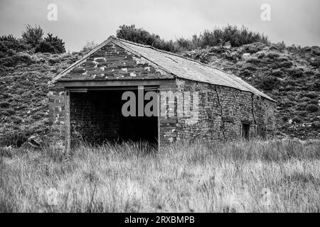 Vista della cava di Dorothea Slate, situata vicino ai villaggi di Nantlle e Talysarn, Snowdonia, Galles del Nord, Regno Unito. Foto Stock