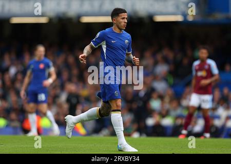 Londra, Regno Unito. 24 settembre 2023; Stamford Bridge, Chelsea, Londra, Inghilterra: Premier League Football, Chelsea vs Aston Villa; Enzo Fernandez di Chelsea Credit: Action Plus Sports Images/Alamy Live News Foto Stock