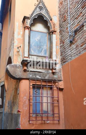 Pisa, Italia. 19 settembre 2023. Le strade del centro storico di Pisa, Italia. Foto di alta qualità Foto Stock