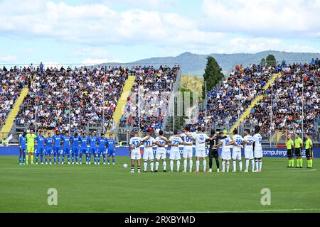 Empoli, Italia. 24 settembre 2023. Un minuto di silenzio in memoria dell'ex Presidente della Repubblica Italiana Giorgio Napolitano durante l'Empoli FC vs Inter - FC Internazionale, partita di serie A di Empoli, Italia, 24 settembre 2023 crediti: Agenzia fotografica indipendente/Alamy Live News Foto Stock