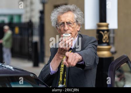 Piers Corbyn in una protesta contro il piano ambientale Ultra Low Emission zone a Londra, Regno Unito Foto Stock