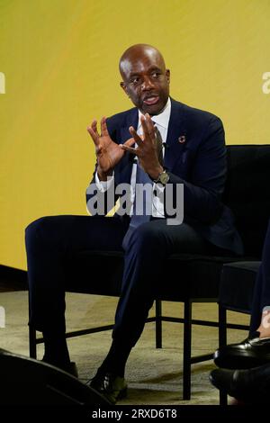 New York, New York, USA. , . James Manyika durante la 2023 UNSTOPPABLE AFRICA Conference presentata da Global African Business Initiative, tenutasi al Westin Grand Central di New York, settembre 21-22 2023. Crediti: Jennifer Graylock/Alamy Live News Foto Stock