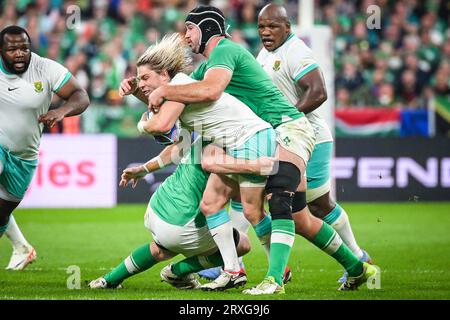 FAF DE KLERK del Sudafrica e Caelan DORIS dell'Irlanda durante la Coppa del mondo 2023, partita di rugby a 15 Pool B tra Sudafrica e Irlanda il 23 settembre 2023 allo Stade de France di Saint-Denis vicino Parigi, Francia - foto Matthieu Mirville / DPPI Foto Stock