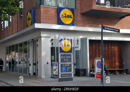 25 settembre 2023/ catena di negozi di alimentari Deutsche Lidl a Herlev, capitale danese, Copenaghen, Danimarca. (Foto: Francis Joseph Dean/Dean Pictures) Foto Stock