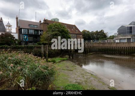 Leaside Path, Three Mills Green, Three Mills Island Foto Stock