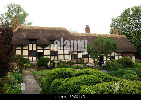 Cottage di paglia di Anne Hathaway a Shottery, Stratford-upon-Avon, Warwickshire, West Midlands, Inghilterra, REGNO UNITO. Foto Stock