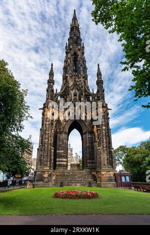 Monumento a Walter Scott nel centro monumentale di Edimburgo, Scozia. Foto Stock