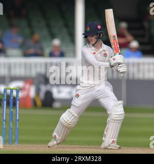 Canterbury, Inghilterra. 26 settembre 2023. George Bell del Lancashire batte durante il match LV=Insurance County Championship tra Kent e Lancashire. Kyle Andrews/Alamy Live News Foto Stock