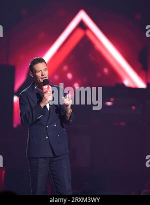 Lenny Kravitz si esibisce durante il festival musicale i HeartRadio alla T-Mobile Arena il 22 settembre 2023 a Las Vegas, Nevada. (Foto di Bryan Steffy/Sipa USA) Foto Stock