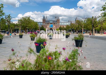 Amsterdam, Paesi Bassi - 20 luglio 2023: Il Rijksmuseum è il museo nazionale dei Paesi Bassi dedicato all'arte e alla storia olandese e si trova in Foto Stock