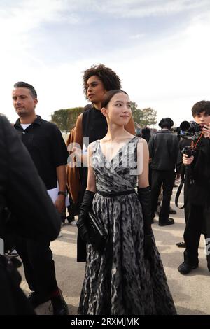 Parigi, Francia. 26 settembre 2023. Gli ospiti arrivano al Dior SS24 Show di Parigi per la settimana della moda credito: Sarah Schindler/Alamy Live News Foto Stock