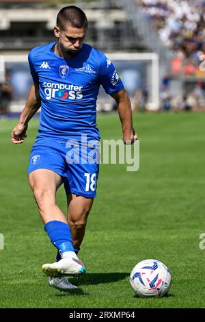 Razvan Marin dell'Empoli FC in azione durante la partita di serie A tra Empoli FC e FC Internazionale allo stadio Carlo Castellani di Empoli (Italia), 24 settembre 2023. Foto Stock