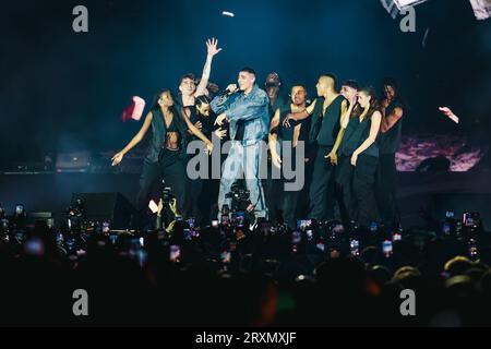 Marracash si esibisce dal vivo al Marrageddon Festival all'Ippodromo SNAI la Maura il 23 settembre 2023 a Milano (foto di Alessandro Bremec/NurPhoto) Foto Stock
