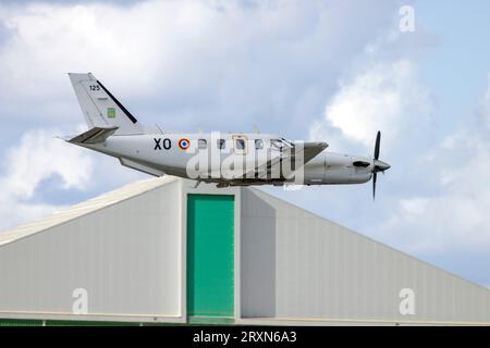 Air Force francese Socata TBM-700 (Reg.: 125) partenza dalla pista 31 dopo la partecipazione a mia 2023. Foto Stock