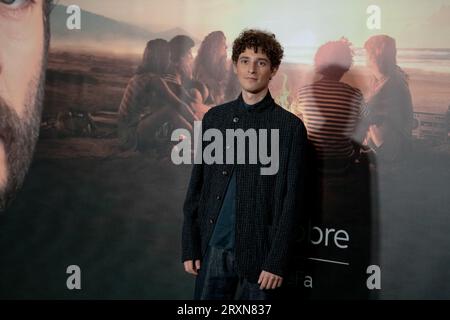 Roma, Italia. 25 settembre 2023. ROMA, ITALIA - SETTEMBRE 25: Filippo Scotti partecipa al photocall della serie Sky 'un'estate fa' al Cinema Troisi il 25 settembre 2023 a Roma. (Foto di Luca Carlino/NurPhoto) credito: NurPhoto SRL/Alamy Live News Foto Stock