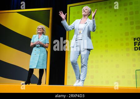 Bournemouth, Regno Unito. 26 settembre 2023. Daisy Cooper MP fotografata durante la conferenza autunnale dei Liberal Democrat al Bournemouth International Centre di Bournemouth, Regno Unito foto di Julie Edwards Credit: JEP Celebrity Photos/Alamy Live News Foto Stock