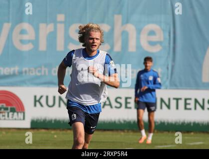 München, Deutschland 26. Settembre 2023: Fussball, Herren, 3.Liga, Saison 2023/2024, TSV 1860 München, formazione, Grünwalder Strasse 114 Jesper Verlaat (TSV 1860 München) Kopf, Oberkörper Foto Stock