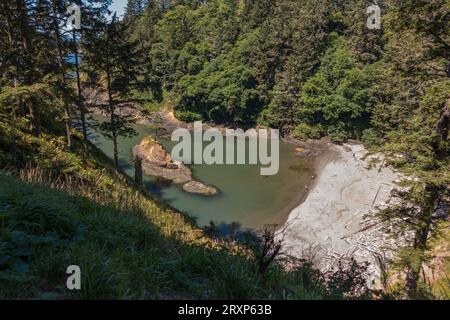 ILLWACO, WASHINGTON, USA - Dead Man's Cove al Cape Disappointment State Park. Foto Stock