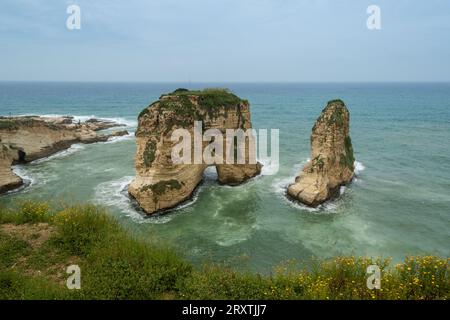 Pidgeon Rocks, Beirut, Libano Foto Stock