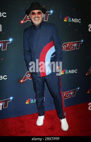 LOS ANGELES - SEP 26: Howie Mandel al The America's Got Talent Season 18 finale Live Show Red Carpet all'Hotel Dena il 26 settembre 2023 a Pasadena, CALIFORNIA (foto di Katrina Jordan/Sipa USA) Foto Stock