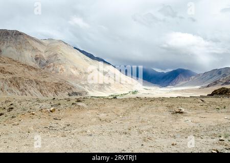 paesaggio himalayano in india Foto Stock