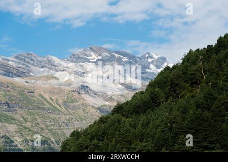 Splendida vista dalla valle di Pineta, Spagna Foto Stock