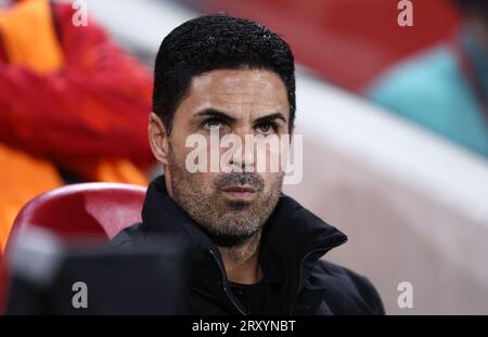 Londra, Inghilterra, 27 settembre 2023. Durante la partita della Carabao Cup al Gtech Community Stadium di Londra. Il credito fotografico dovrebbe leggere: Paul Terry / Sportimage Foto Stock