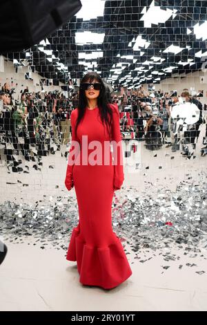 Kylie Jenner alla sfilata di moda acne durante la sfilata di moda Primavera Estate 2024 alla settimana della moda di Parigi, in Francia, il 27 2023 settembre. (Foto di Jonas Gustavsson/Sipa USA) Foto Stock