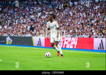 Madrid, Spagna, 27/09/2023, Eduardo Camavinga (Real Madrid) durante la partita di calcio del campionato spagnolo la Liga EA Sports tra Real Madrid e Las Palmas giocata allo stadio Bernabeu il 27 settembre 2023 a Madrid, Spagna Foto Stock
