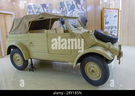 Rommel's War Relic: Veicolo militare d'epoca al Mareth Military Museum, Tunisia Foto Stock