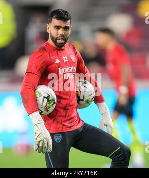 27 set 2023 - Brentford contro Arsenal - EFL Cup - Gtech Community Stadium David Raya dell'Arsenal durante la partita contro Brentford. Immagine : Mark Pain / Alamy Live News V Foto Stock