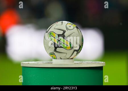 Newcastle, Regno Unito. 27 settembre 2023. Il Carabao Cup Match Ball davanti al Newcastle United FC contro Manchester City FC al St.James' Park, Newcastle, Regno Unito il 27 settembre 2023 Credit: Every Second Media/Alamy Live News Foto Stock