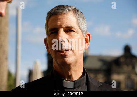 Pater Paul von Habsburg beim Empfang anlässlich der Trauung von Maria Teresita Prinzessin von Sachsen und Graf Beryl Alexandre de Saporta in der Hofki Foto Stock