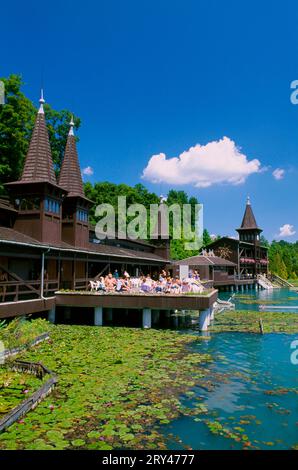 Bagno termale a Heviz, Lago Balaton, Ungheria Foto Stock