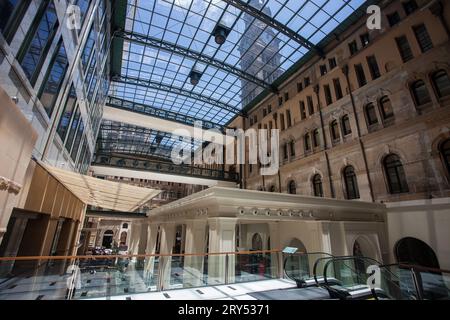 Il General Post Office (GPO) è un edificio di riferimento a Sydney. Si trova all'estremità occidentale di Martin Place. L'edificio era il quartier generale di Foto Stock