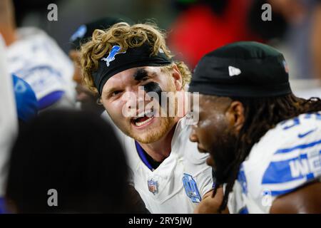 Green Bay, Wisconsin, USA. 28 settembre 2023. Il defensive end dei Detroit Lions Aidan Hutchinson (97) durante la partita di football tra i Detroit Lions e i Green Bay Packers al Lambeau Field di Green Bay, Wisconsin. Darren Lee/CSM/Alamy Live News Foto Stock