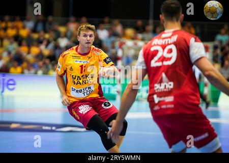 Odense, Danimarca. 28 settembre 2023. Emil Madsen (11) di GOG visto nel match di EHF Champions League tra GOG e Telekom Veszprem alla Jyske Bank Arena di Odense. (Foto: Gonzales Photo/Alamy Live News Foto Stock