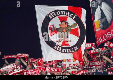 Monza, Italia. 28 settembre 2023. Tifosi dell'AC Monza, durante l'AC Monza V FC Bologna, serie A, allo stadio U-Power. Crediti: Alessio Morgese/Alessio Morgese/Emage/Alamy live news Foto Stock