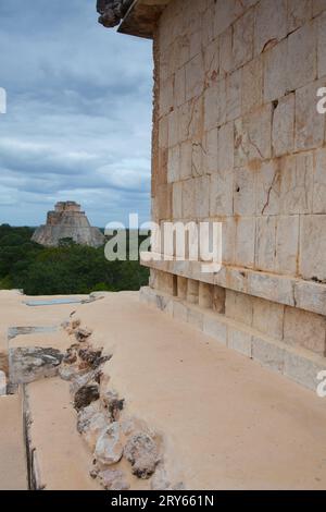 Le maestose rovine Maya di Uxmal, Messico. Foto Stock