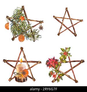 Set di stelle di legno di Natale acquerello con piante natalizie, rami di abete, candela e arance secche. Elementi natalizi dipinti a mano con piante invernali iso Foto Stock