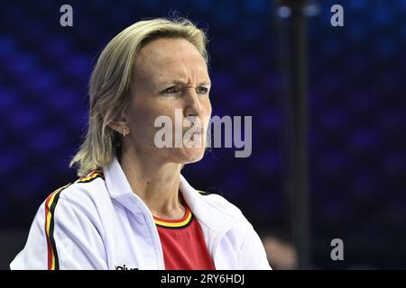 Anversa, Belgio. 29 settembre 2023. Coach Marjorie Heuls nella foto di una sessione di allenamento davanti ai Campionati del mondo di ginnastica Artistica, ad Anversa, venerdì 29 settembre 2023. I Mondi si svolgono ad Anversa dal 30 settembre all'8 ottobre. BELGA PHOTO DIRK WAEM Credit: Belga News Agency/Alamy Live News Foto Stock