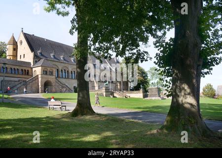 Stadtrundgang durch Goslar am Harz im Bundesland Niedersachsen. Kaiserpfalz, Kaiserpfalz Goslar, Goslar Stadt des UNESCO Weltkulturerbe. *** Tour della città di Goslar nei Monti Harz nello stato della bassa Sassonia Kaiserpfalz, il Palazzo Imperiale di Goslar, la città di Goslar, patrimonio dell'umanità dell'UNESCO. Credito: Imago/Alamy Live News Foto Stock