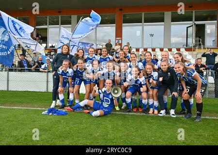 Oostakker, Belgio. 30 settembre 2023. I giocatori di Gent nella foto festeggiano dopo aver vinto una partita di calcio femminile tra AA Gent Ladies e Sporting du Pays de Charleroi il 5° giorno della stagione 2023 - 2024 della belga lotto Womens Super League, sabato 30 settembre 2023 a Oostakker, BELGIO . Credito: Sportpix/Alamy Live News Foto Stock