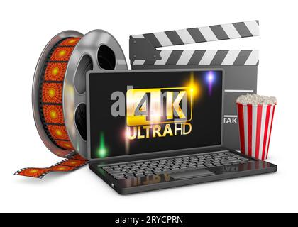 4K laptop, popcorn e la striscia del film Foto Stock