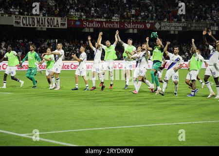 Salerno, Italia. 30 settembre 2023. Al termine della partita di serie A tra US Salernitana e FC Internazionale si festeggia allo stadio Arechi di Salerno (Italia), il 30 settembre 2023. Crediti: Insidefoto di andrea staccioli/Alamy Live News Foto Stock