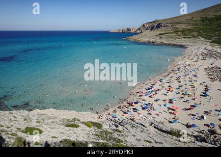 Mallorca, Spagna - 30 ottobre 2023: Spiaggia di Cala Mesquida, Mallorca Foto Stock