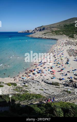Mallorca, Spagna - 30 ottobre 2023: Spiaggia di Cala Mesquida, Mallorca Foto Stock