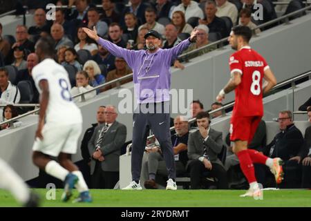 Tottenham Hotspur Stadium, Londra, Regno Unito. 30 settembre 2023. Premier League Football, Tottenham Hotspur contro Liverpool; il manager del Liverpool Jurgen Klopp animato in sideline Credit: Action Plus Sports/Alamy Live News Foto Stock